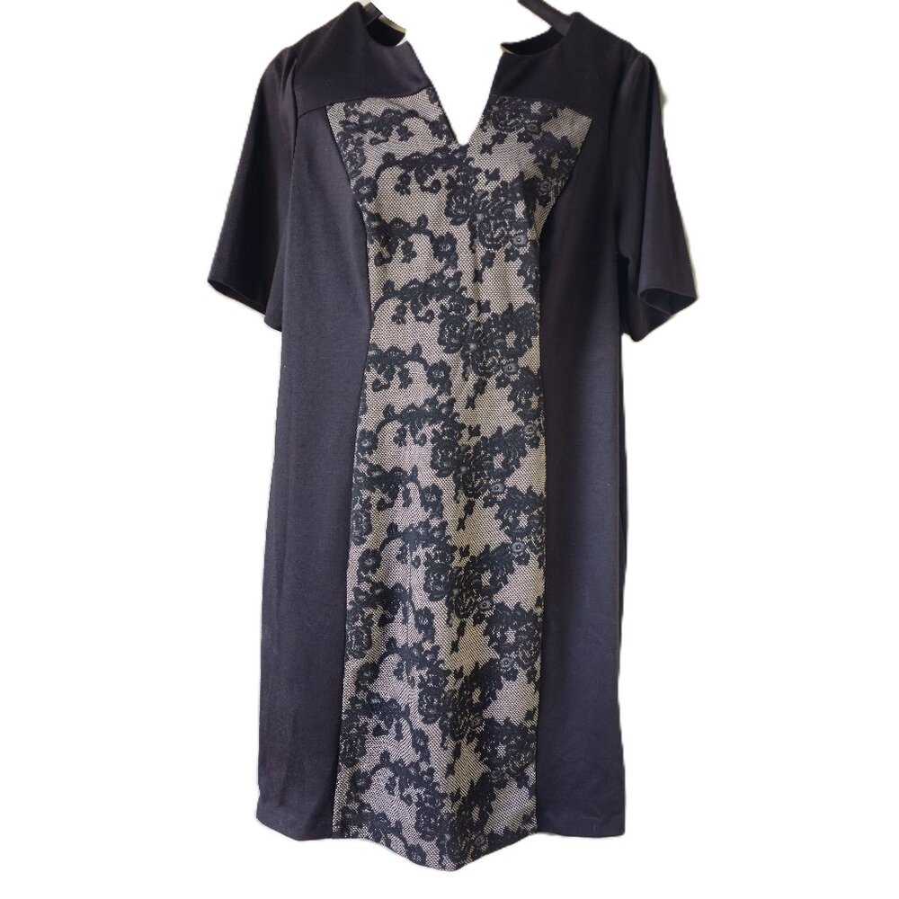 DB Established 1962 Short Sleeve V-neck Black Center Lace Panel Dress Size W 18